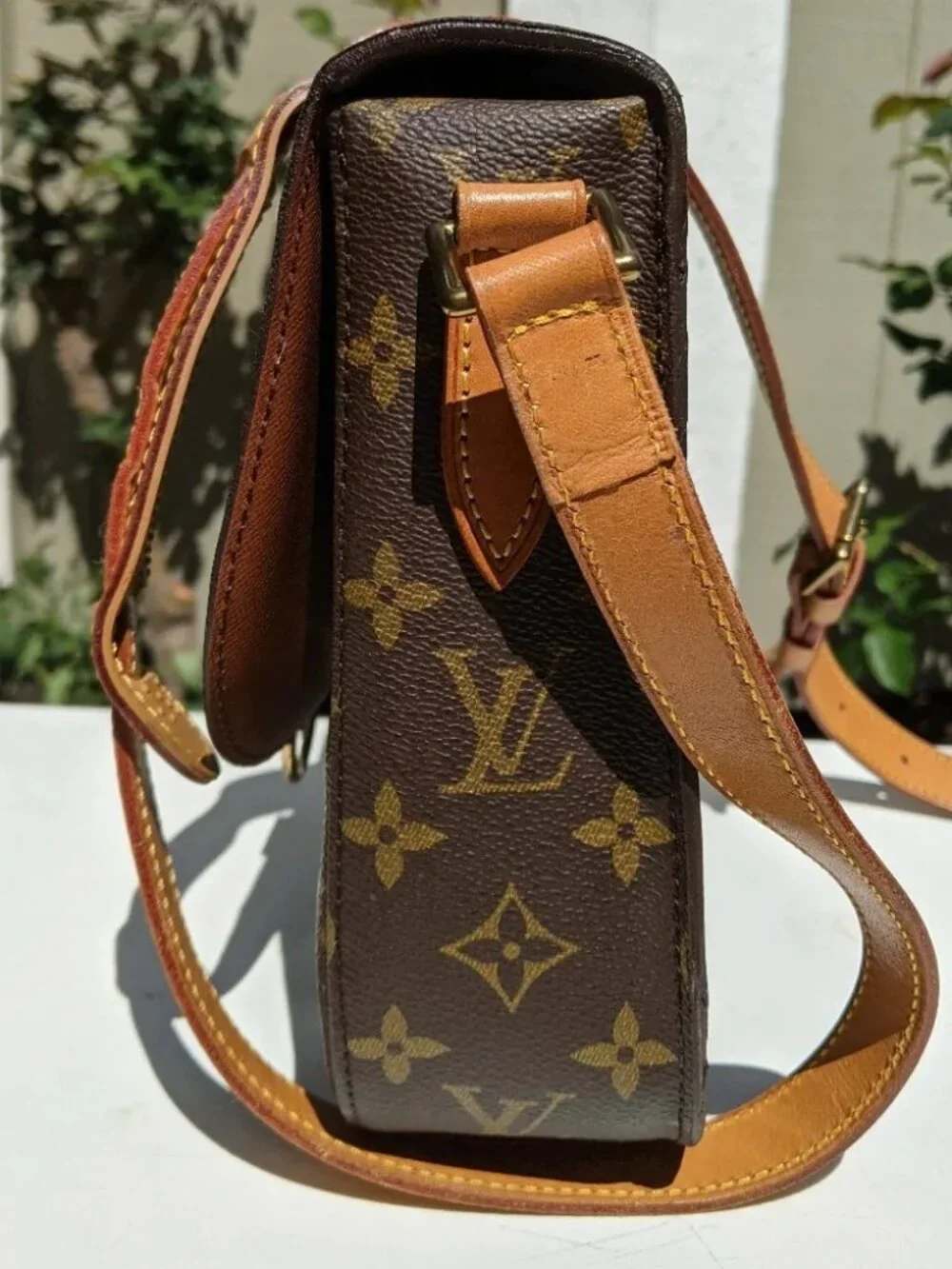Louis Vuitton Shoulder Bag Saint Cloud GM - Picture 4 of 15